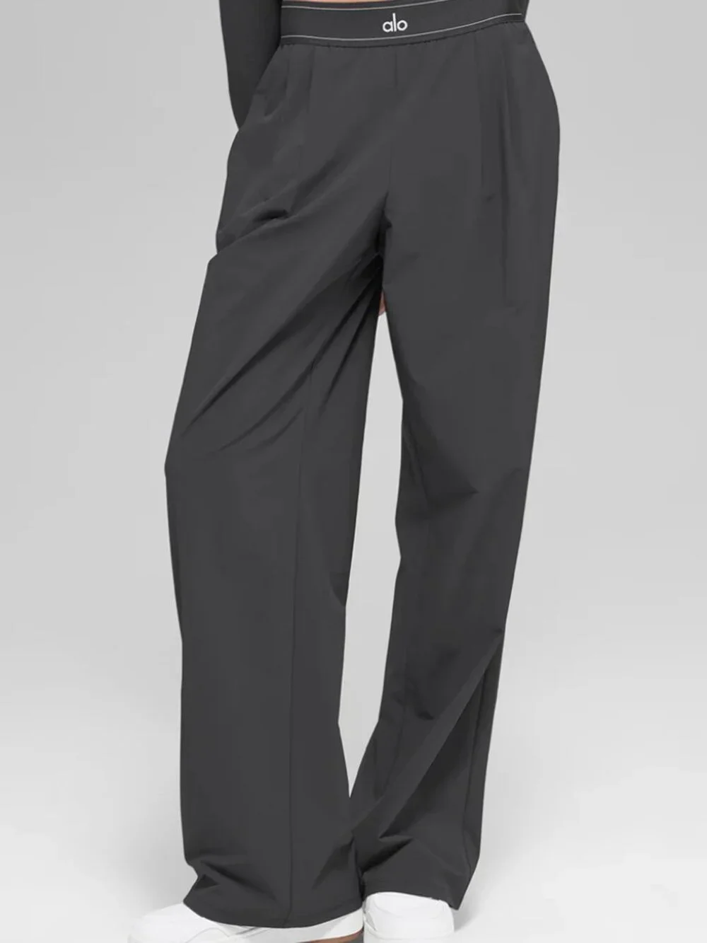 NWT 😜 Alo Yoga Suit Up Trouser Anthracite Grey Relaxed Fit Wide Leg Pants 30